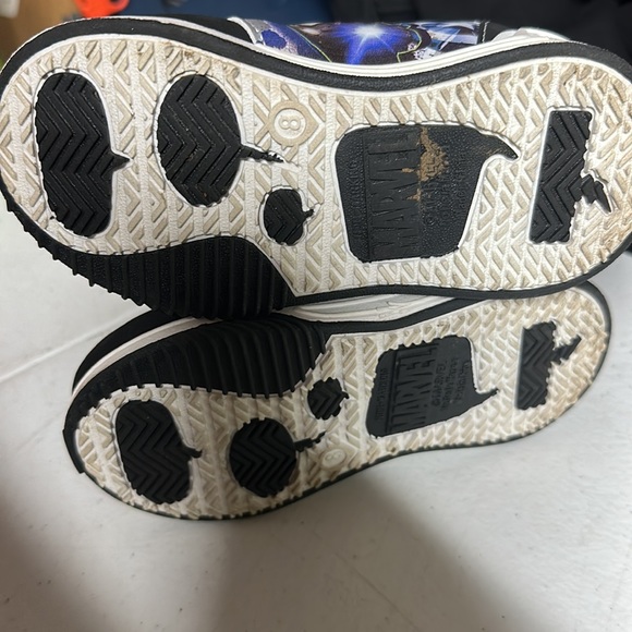 Marvel Avengers running shoes - Picture 7 of 8